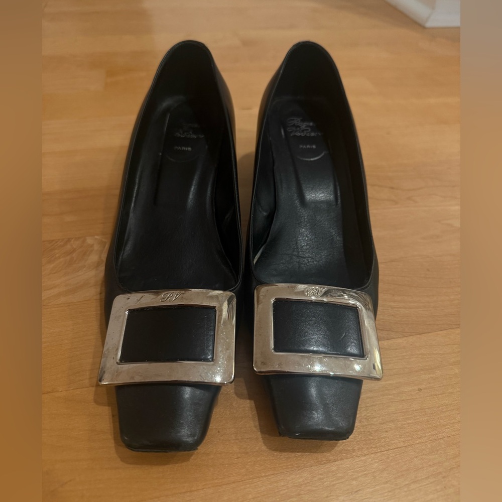 Authentic Roger Vivier Belle Vivier Buckle Square pump